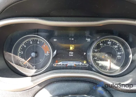 2017 Jeep Cherokee Limited 4X4 z USA, uszkodzony, nr VIN 1C4PJMDS9HW583112